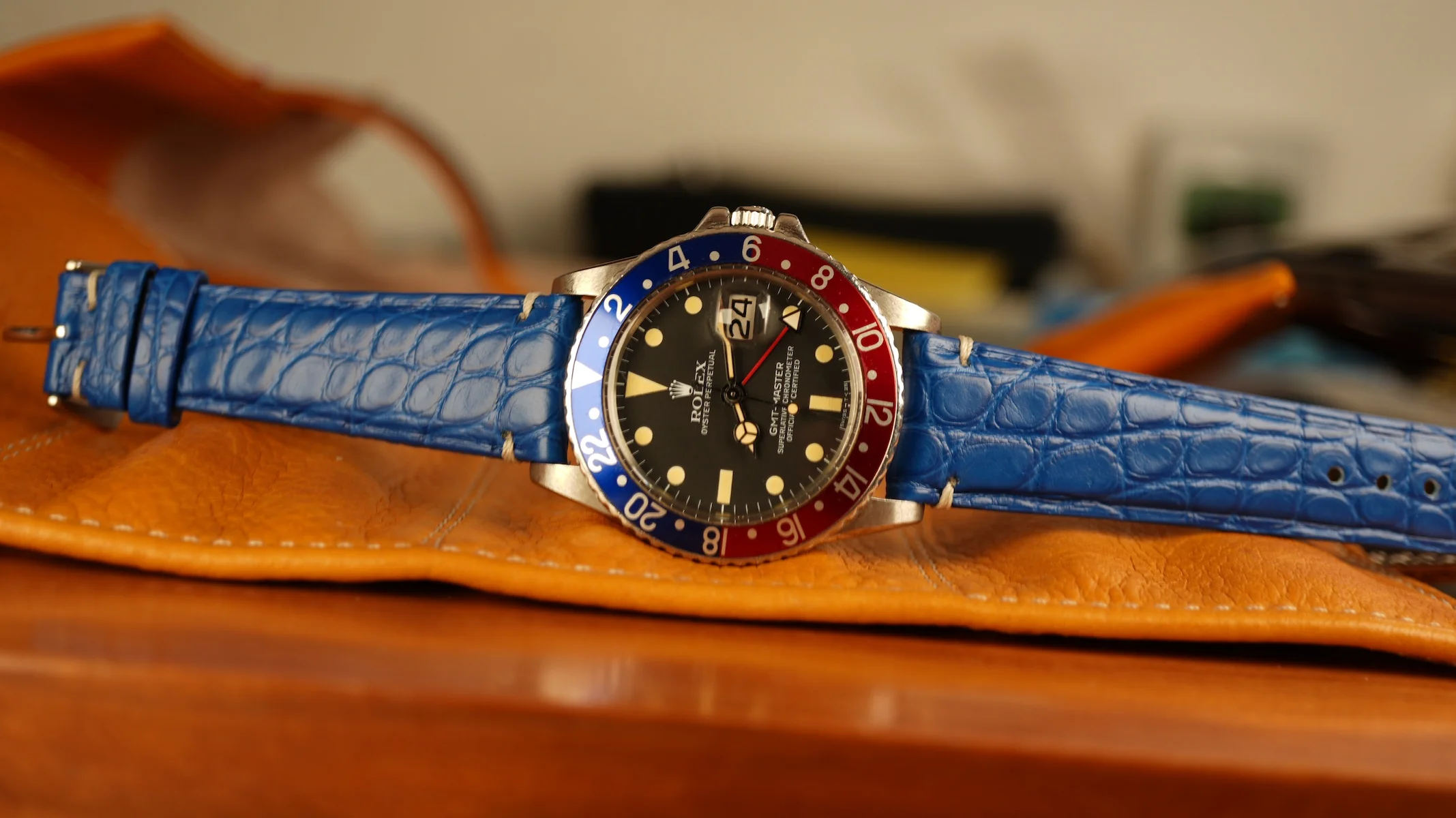 Matt Light Blue Alligator Minimal Stitches Watch Strap - Image 4